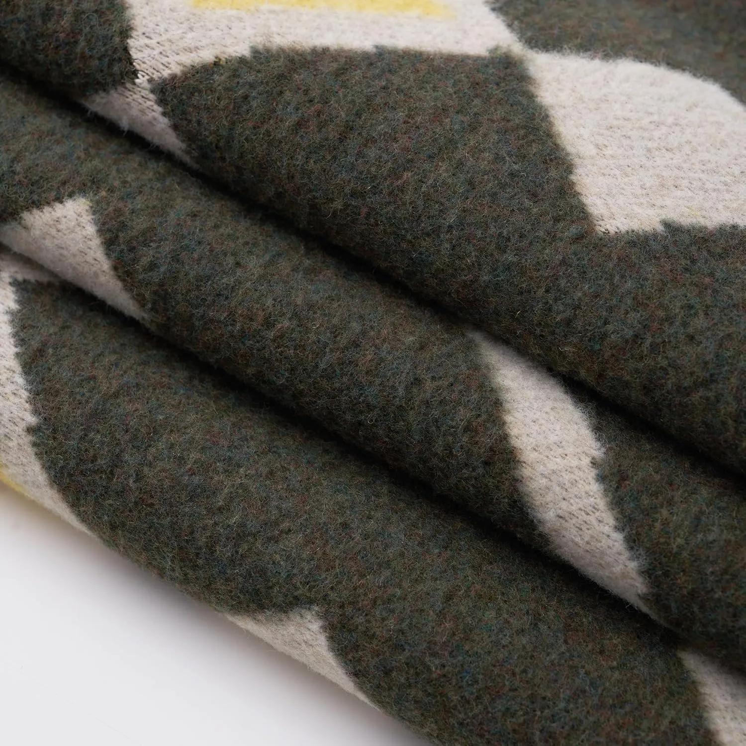 PuTian Merino Wool Blanket - Large Warm Soft Washable Wool Throw for Bed Couch Camping Outdoor Travel Emergency, Green Check