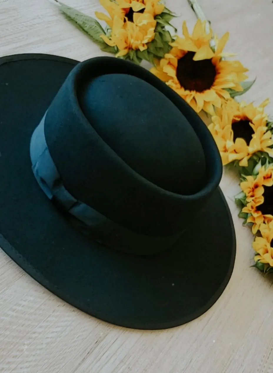 Stiff Brim Boater Gambler Hat - Black